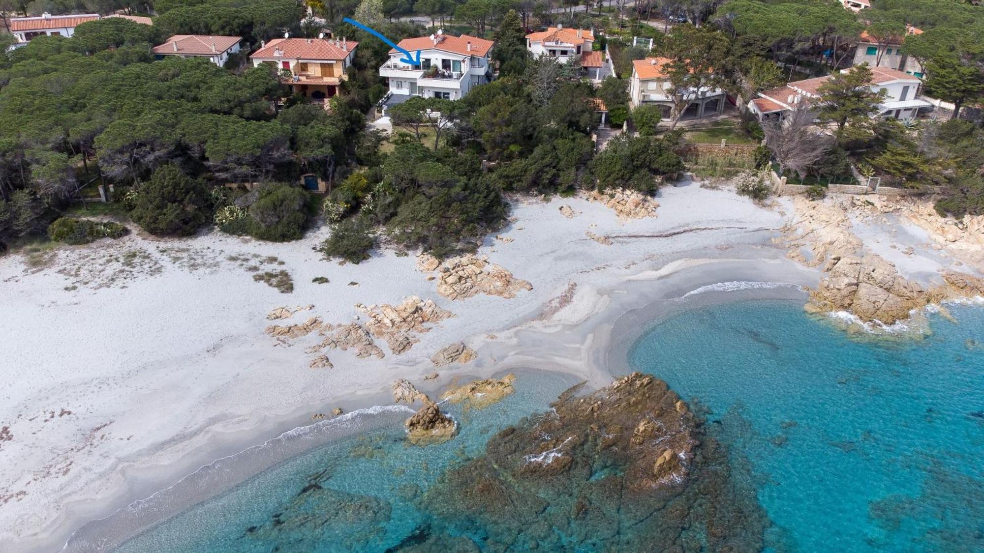 La Casa Sul Mare Apartment Cala Liberotto Luaran gambar
