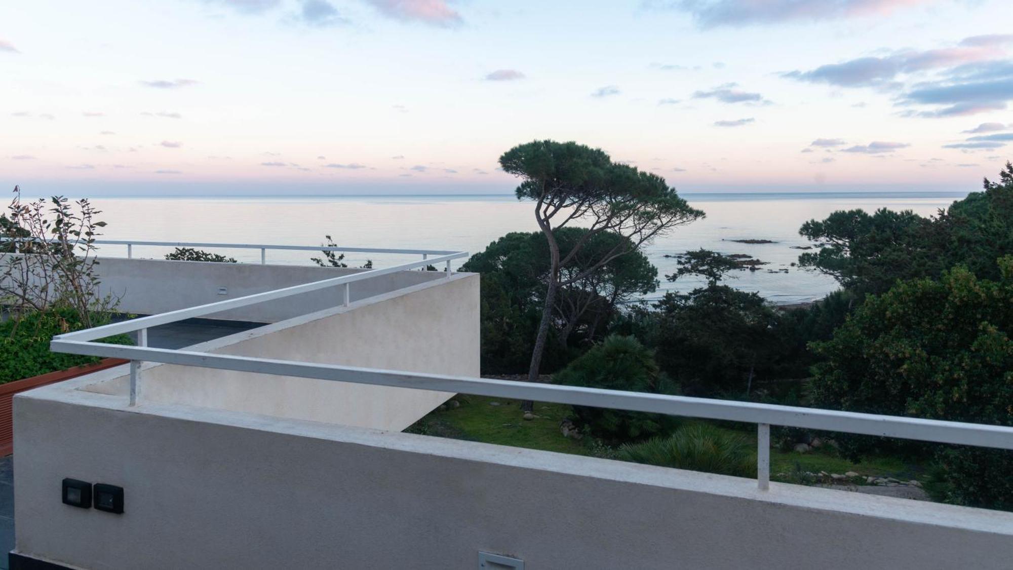 La Casa Sul Mare Apartment Cala Liberotto Luaran gambar