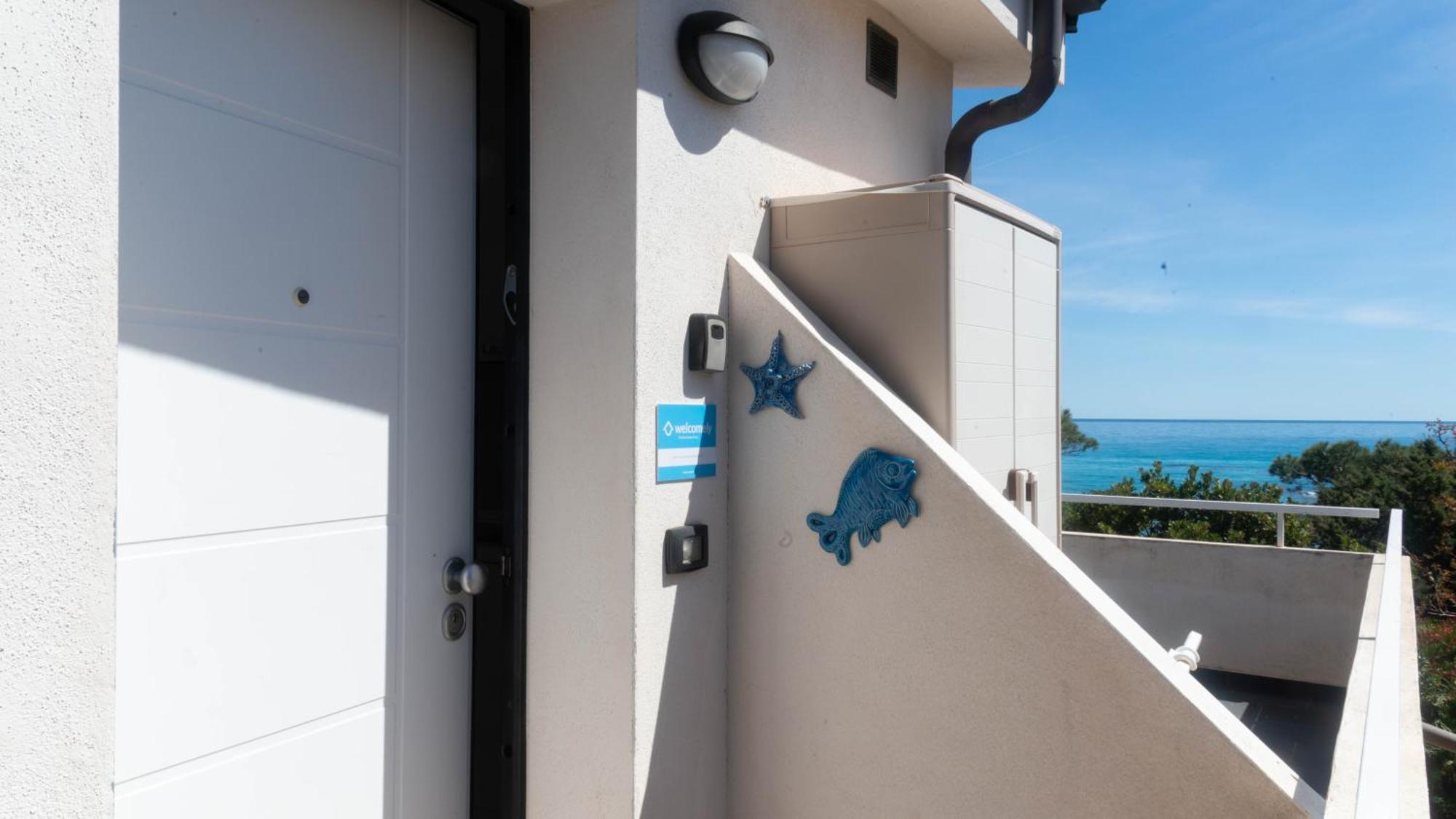 La Casa Sul Mare Apartment Cala Liberotto Luaran gambar