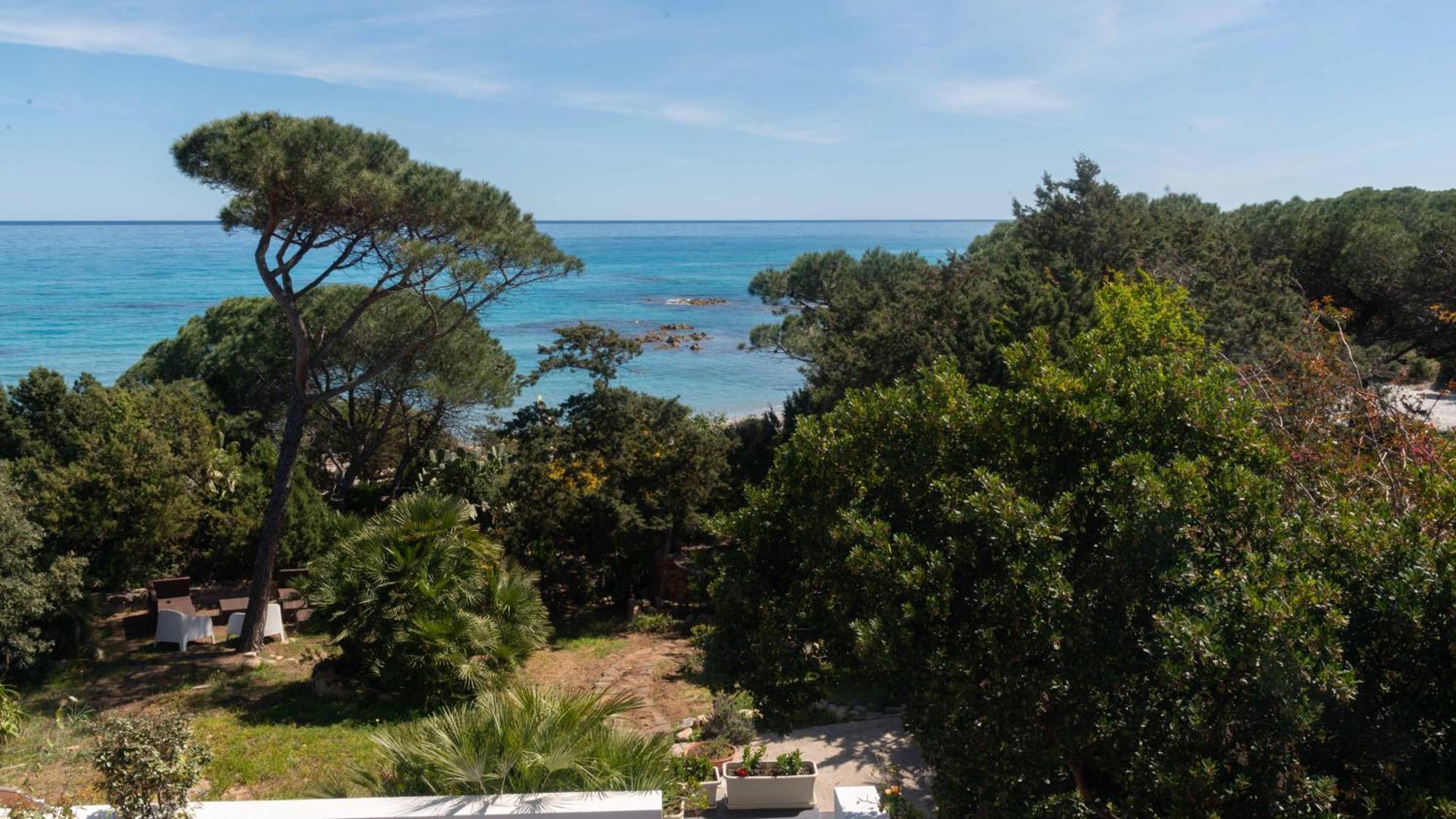 La Casa Sul Mare Apartment Cala Liberotto Luaran gambar